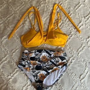 Women’s high rise bikini